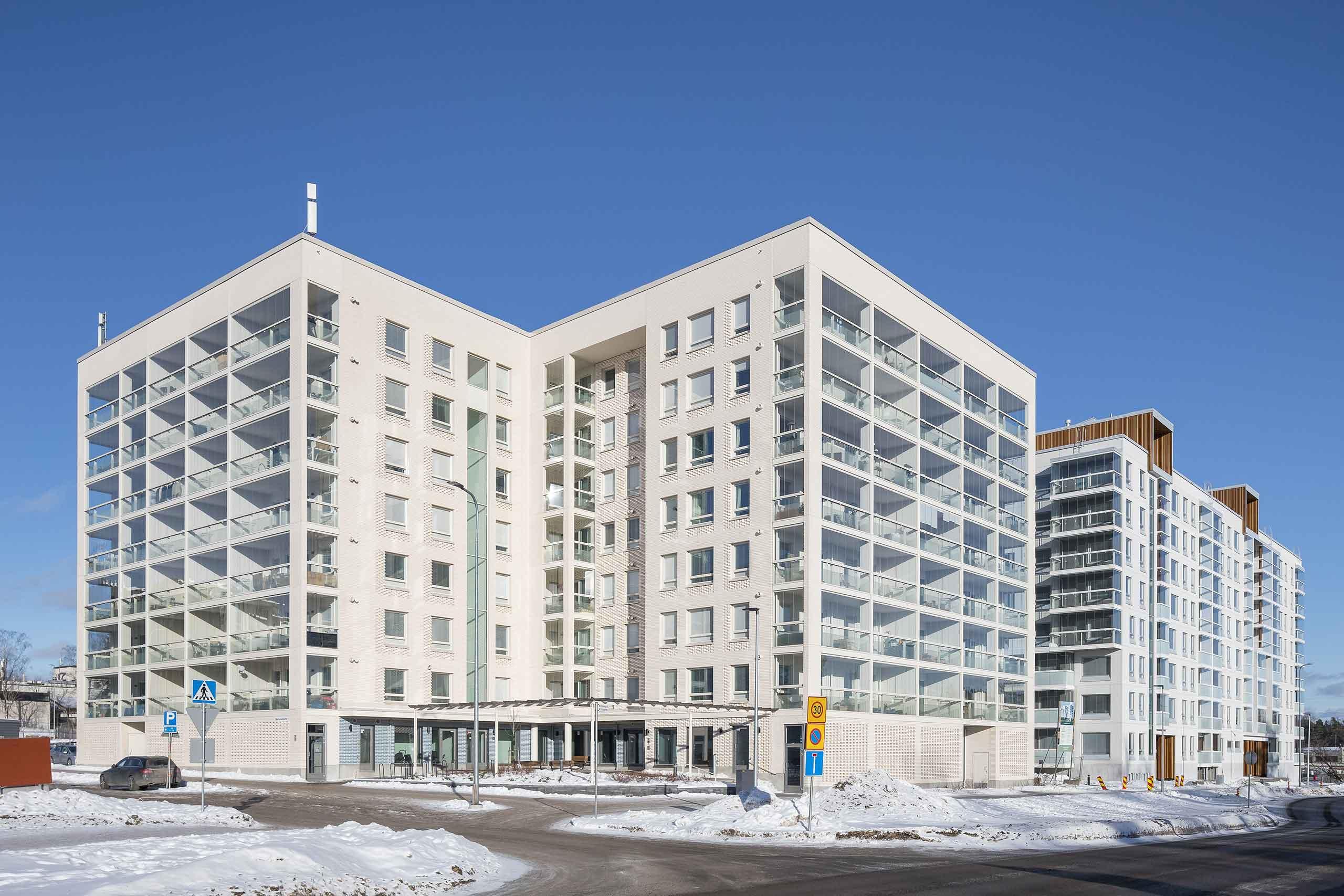 Asunto Oy Espoon Aurinkotuuli Finnoossa