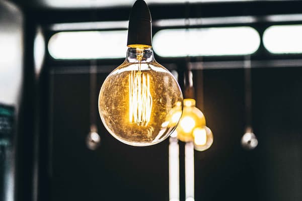 A-energialuokan valaisin